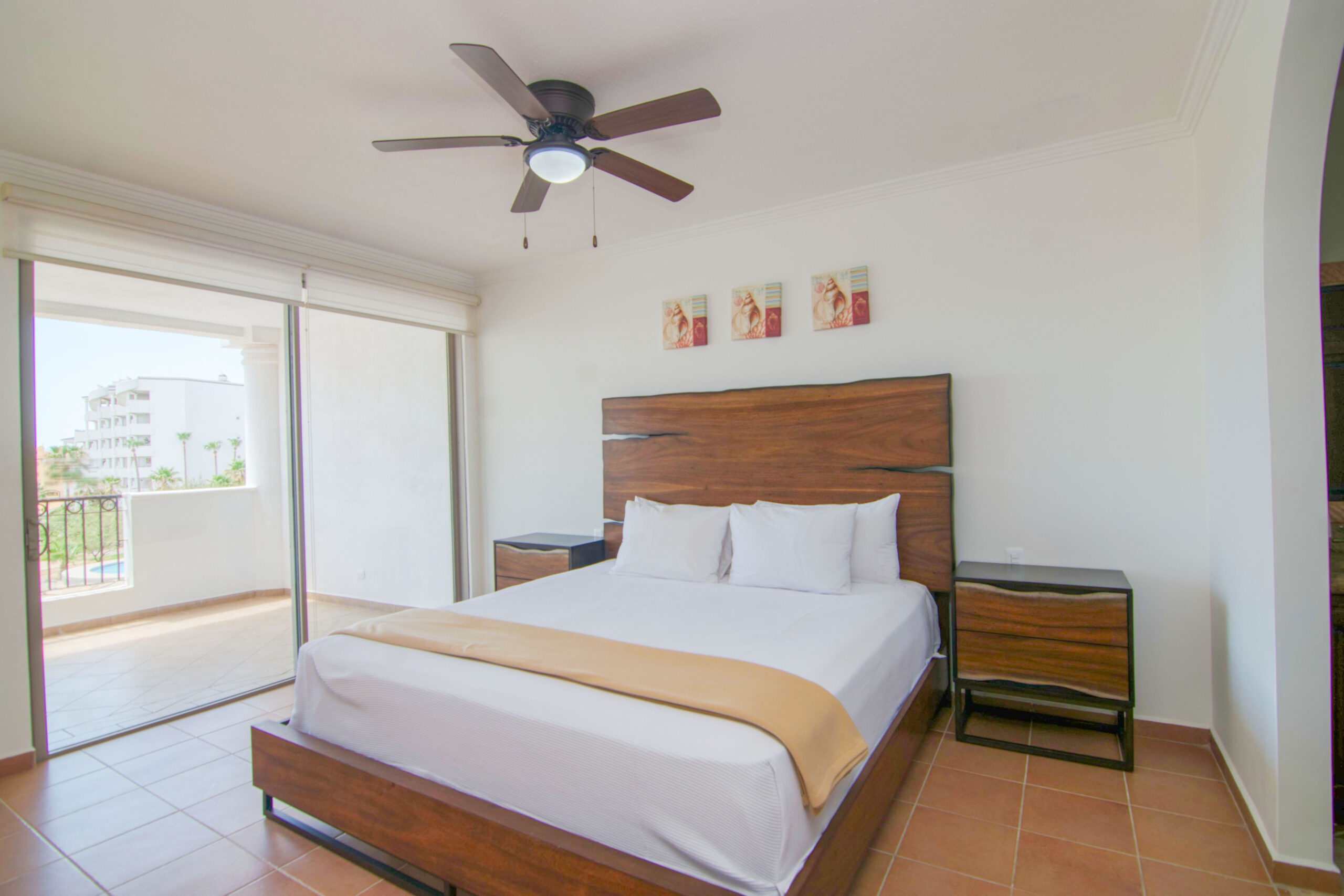 Read more about the article Casa Blanca Golf Villas 2 Bedrooms Condo